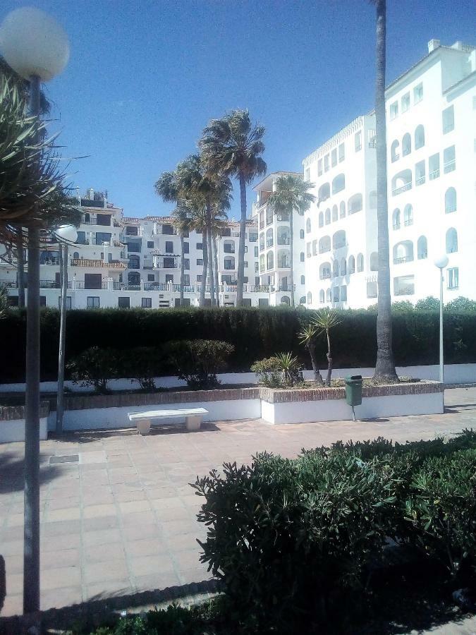 Marina Real 214 - Puerto De La Duquesa Lägenhet Castillo de Sabinillas Exteriör bild